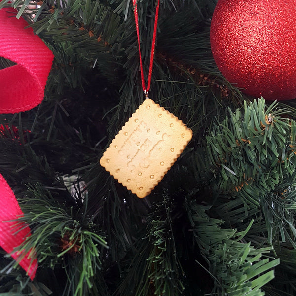 CHRISTMAS TREE DECORATION – SWISS CREME