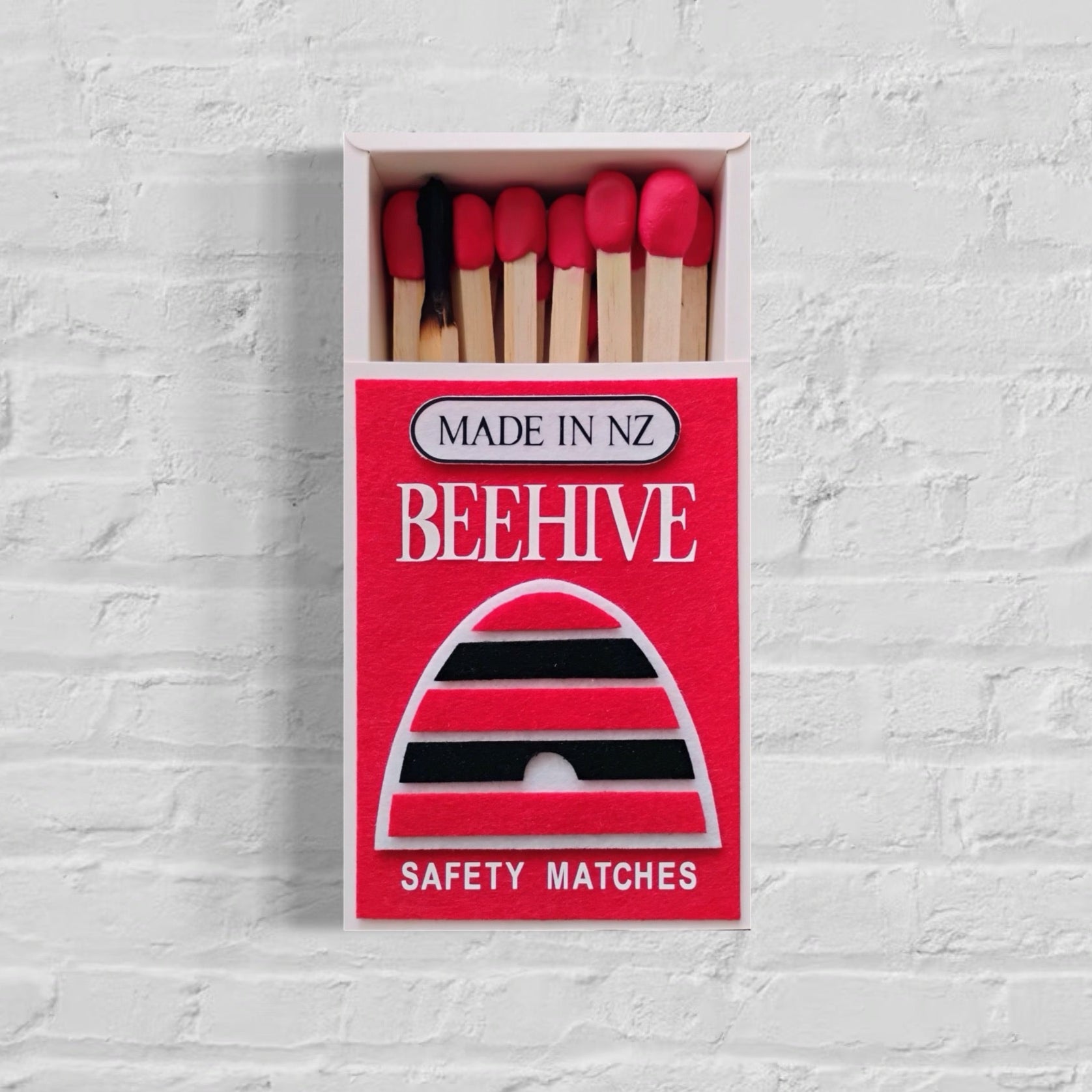 BEEHIVE MATCHBOX (RED) 15CM X 30CM